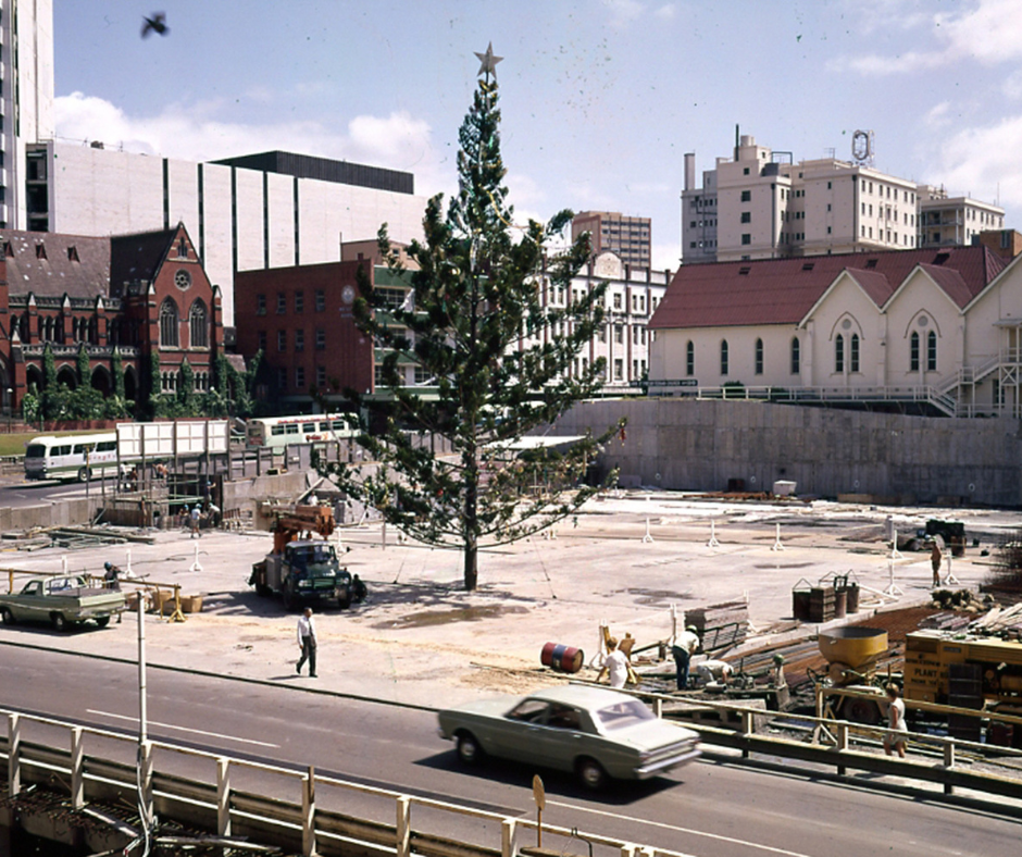 Old King George Square Christmas Tree